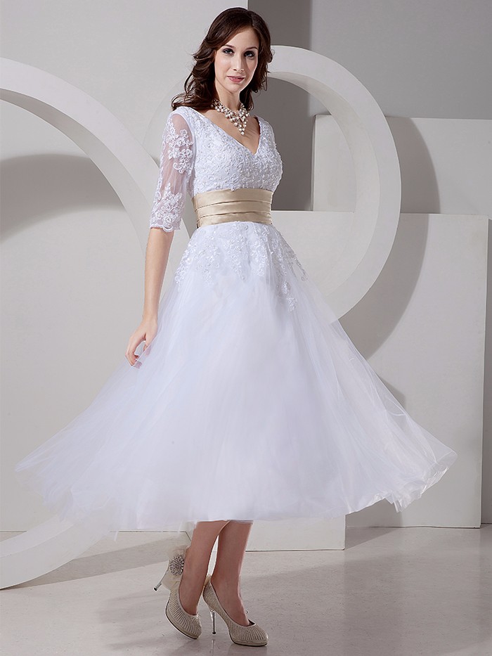 Tea Length Wedding Dresses with Half Sleeves V-neck 1/2 Sleeve White Lace Appliques Bridal Gowns Tulle A-Line Dress With Champagne Sash