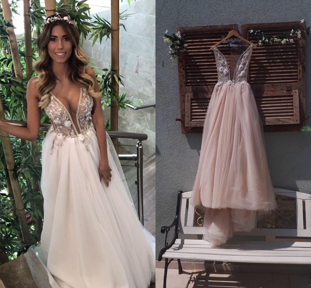 Romantic Boho Wedding Dresses Sheer Neck Beaded Flowers Tulle Illusion Bodice Beach Wedding Dresses Bohemian Bridal Gowns, Ivory
Romantic Boho Wedding Dresses Sheer Neck Beaded Flowers Tulle Illusion Bodice Beach Wedding Dresses Bohemian Bridal Gowns, Ivory