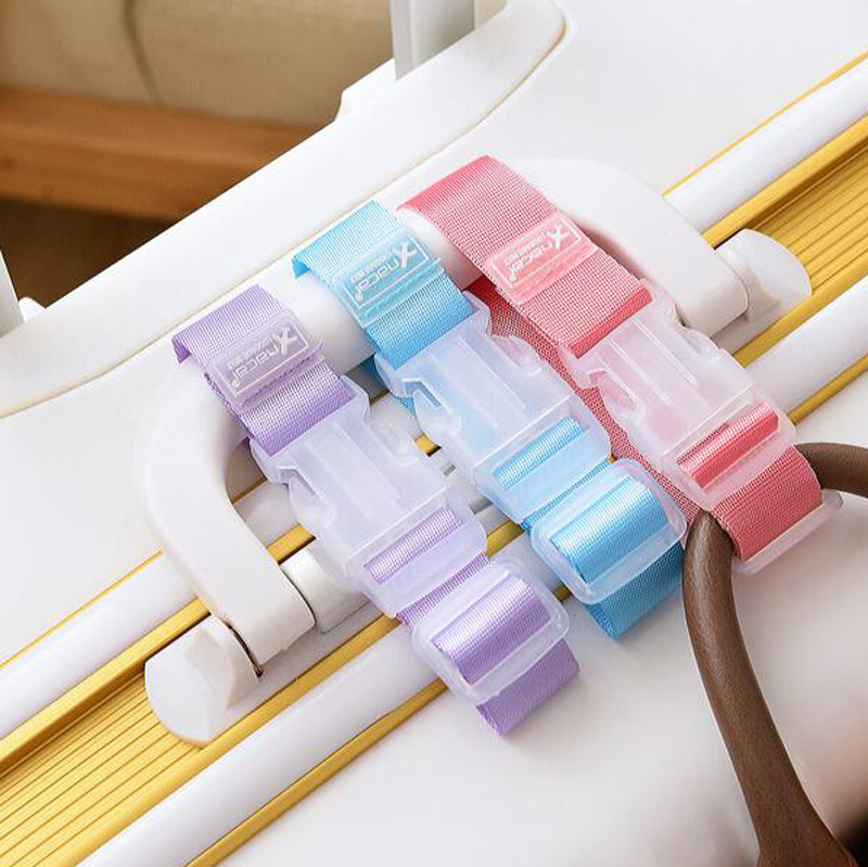 300pcs Plastic Travel Luggage Holder Bags Hook Baggage Fixing Clip Portable Bag Hanging Belt Luggage Buckle
300pcs Plastic Travel Luggage Holder Bags Hook Baggage Fixing Clip Portable Bag Hanging Belt Luggage Buckle