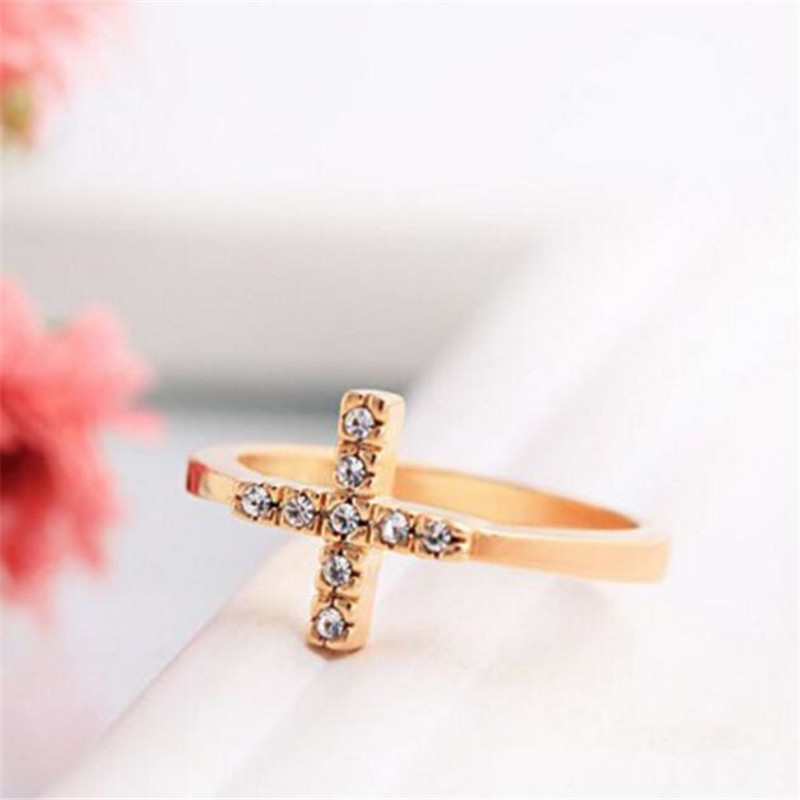Diamond Rings Christian Rhinestone Cross Finger Rings for Women Cocktail Gemstone Ring 18K Gold Size Women Gift Trend Jewelry Christmas Gift
Diamond Rings Christian Rhinestone Cross Finger Rings for Women Cocktail Gemstone Ring 18K Gold Size Women Gift Trend Jewelry Christmas Gift
