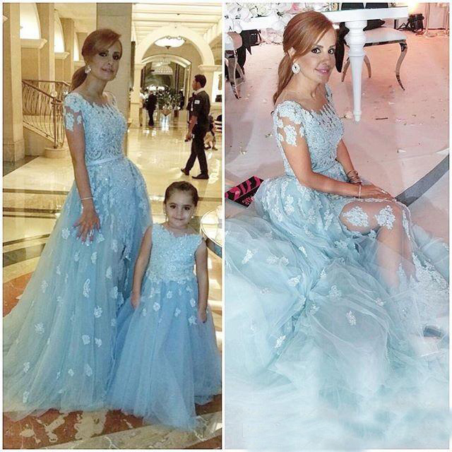 Elegant Light Sky Blue Long Mother And Daughter Prom Dresses For Bridal Party Applique Lace And Tulle Evening Gowns 2019, Silver
Elegant Light Sky Blue Long Mother And Daughter Prom Dresses For Bridal Party Applique Lace And Tulle Evening Gowns 2019, Silver