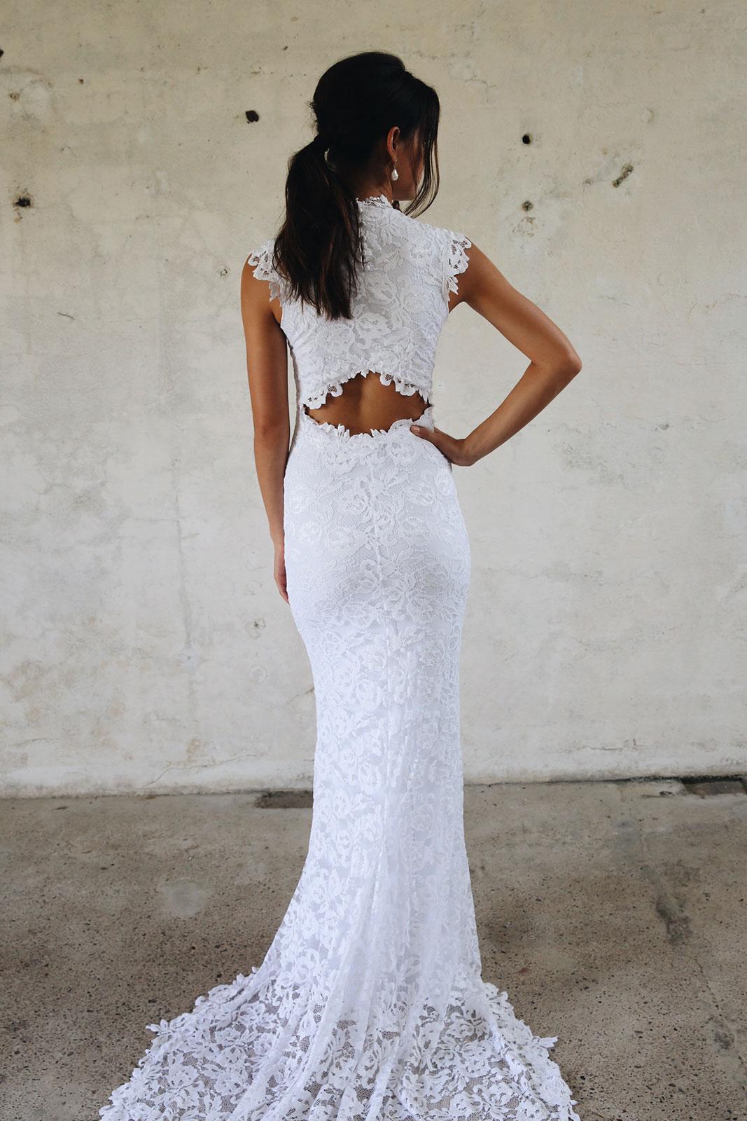 2019 Country Wedding Dresses High Neck Front Split Lace Sexy Mermaid Wedding Dress robe de mariée Sweep Train Plus Size Bridal Gowns Garden