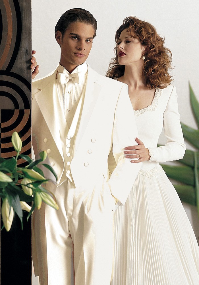 Morning Style Ivory Tailcoat Groom Tuxedos Notch Lapel Double-Breasted Men Wedding Wear Men Formal Prom Party Suit(Jacket+Pants+Tie+Vest)994, Same as image
Morning Style Ivory Tailcoat Groom Tuxedos Notch Lapel Double-Breasted Men Wedding Wear Men Formal Prom Party Suit(Jacket+Pants+Tie+Vest)994, Same as image