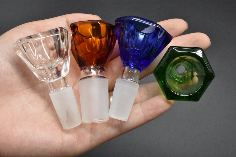 Diamond glass smoking bowl fashion cute 14mm 18mm male glass dry herb pipes bowl thick heady glass bowl
Diamond glass smoking bowl fashion cute 14mm 18mm male glass dry herb pipes bowl thick heady glass bowl