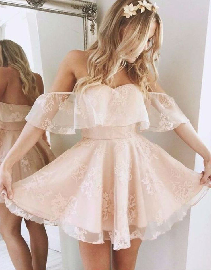 Lovely Off the Shoulder Homecoming Dresses Light Pink Lace Appliques Knee Length Short Prom Dress Party Wear Arabic Cocktail Gowns