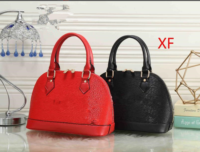 Wholesale-Hot Sell High quality newest fashion designer cross pattern handbag chain shell bag, shoulder bag, Black
Wholesale-Hot Sell High quality newest fashion designer cross pattern handbag chain shell bag, shoulder bag, Black