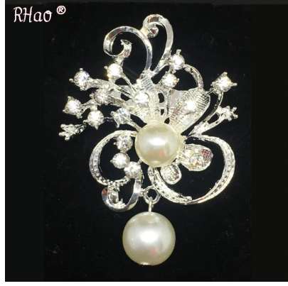 Fashion Flower Brooches For Women Dress Match Brooches Rhinestone Brooches Wholesale,Exquisite Wedding Brooch,Free Shipping
Fashion Flower Brooches For Women Dress Match Brooches Rhinestone Brooches Wholesale,Exquisite Wedding Brooch,Free Shipping