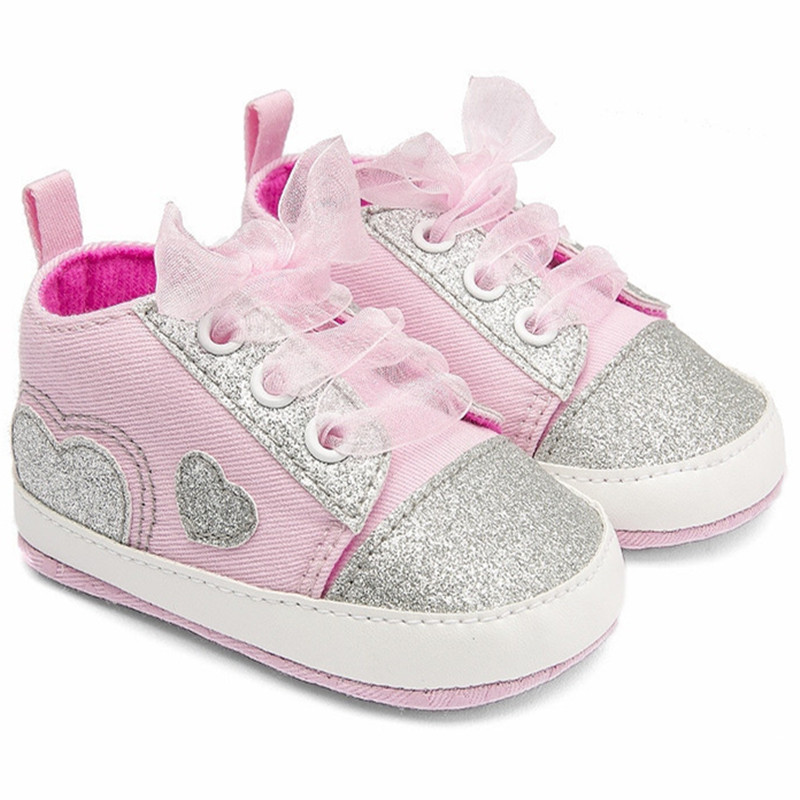 2018 Hot Newborn Canvas Infant Sneakers Sell Well Baby Girl Heart-shaped Toddler Shoes Zapatos Sapatos Chaussures De Menino, Pink
2018 Hot Newborn Canvas Infant Sneakers Sell Well Baby Girl Heart-shaped Toddler Shoes Zapatos Sapatos Chaussures De Menino, Pink
