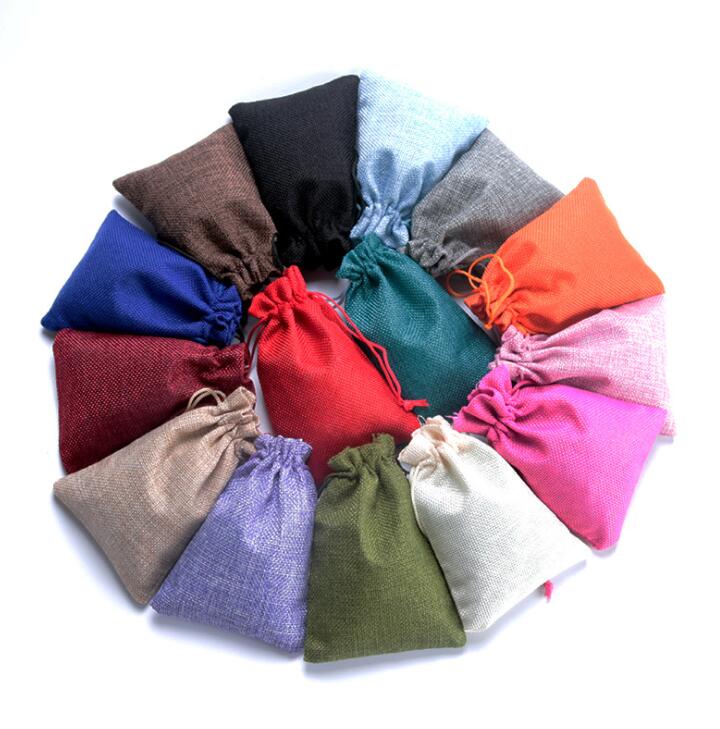 Christmas drawstring burlap bag vintage gift packing bags small jewelry storage bag kids coin purse money bag festival baby candy pouch 
Christmas drawstring burlap bag vintage gift packing bags small jewelry storage bag kids coin purse money bag festival baby candy pouch