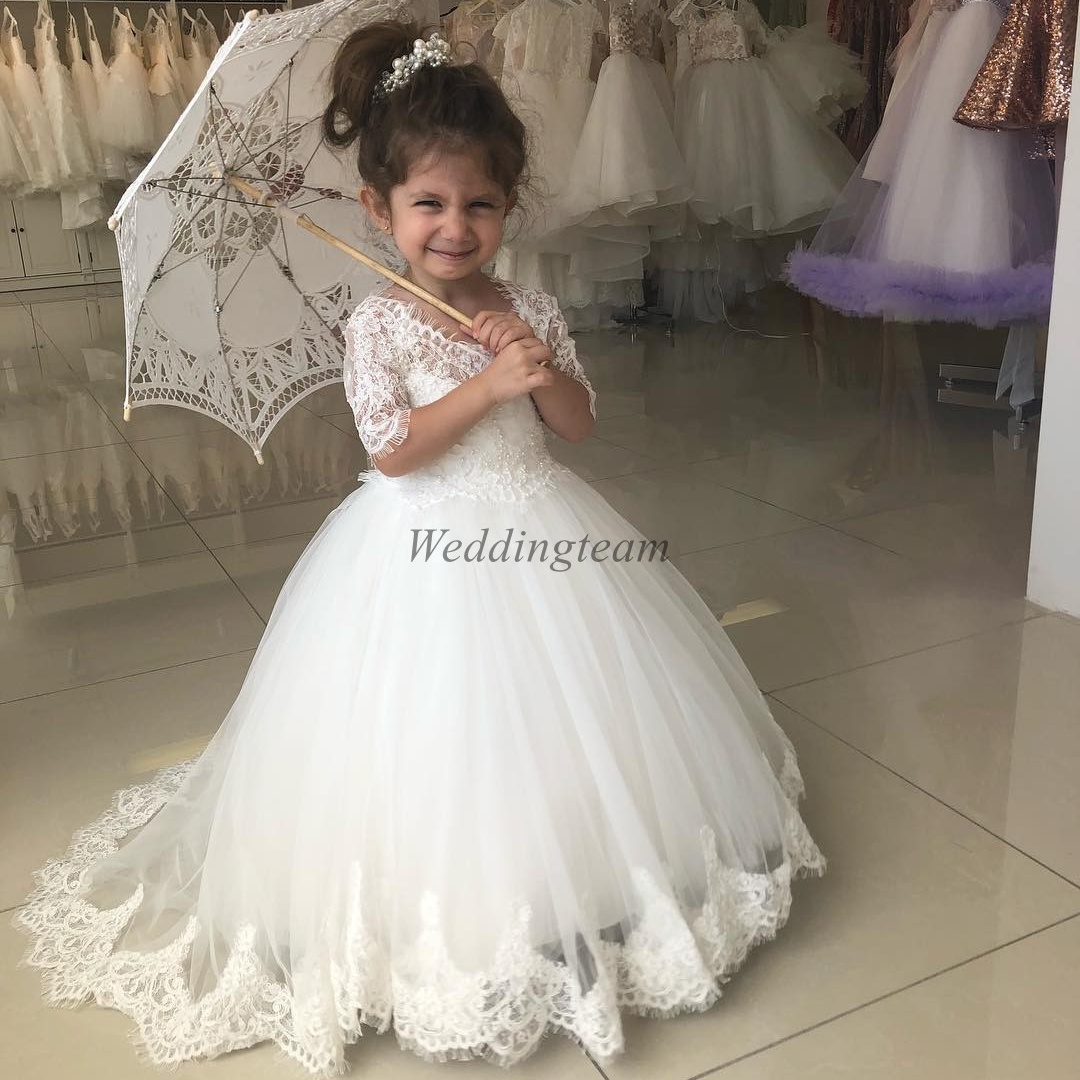

Lovely Cheap Ball Gown Lace Flower Girl Dresses For Weddings Pearls Little Girls Pageant Gowns Sweep Train Tulle First Communion Dress, Burgundy