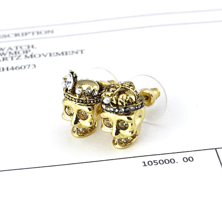 New unique style titanium steel skull steel crown earrings 18K gold black earrings for fashion women earrings nightclub preferred
New unique style titanium steel skull steel crown earrings 18K gold black earrings for fashion women earrings nightclub preferred