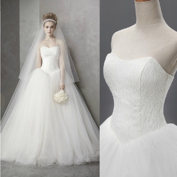 2018 Hot Sale Simple Princess Wedding Dress Sweet Romantic Lace Sweep Train Wedding Gown Strapless Bridal Dress Vestido De Noiva, White
2018 Hot Sale Simple Princess Wedding Dress Sweet Romantic Lace Sweep Train Wedding Gown Strapless Bridal Dress Vestido De Noiva, White