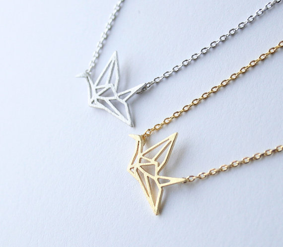 30pcs Classic Hollow Line Crane Pendant Necklace Simple Outline Flying Bird Jewelry Accessory Gift for Women
30pcs Classic Hollow Line Crane Pendant Necklace Simple Outline Flying Bird Jewelry Accessory Gift for Women
