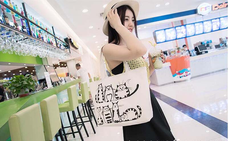 50pcs shopping bag Cute Many Cats Prints Canvas tote bag fashion women's handbags casual shoulder bags Environmental protection, White
50pcs shopping bag Cute Many Cats Prints Canvas tote bag fashion women's handbags casual shoulder bags Environmental protection, White
