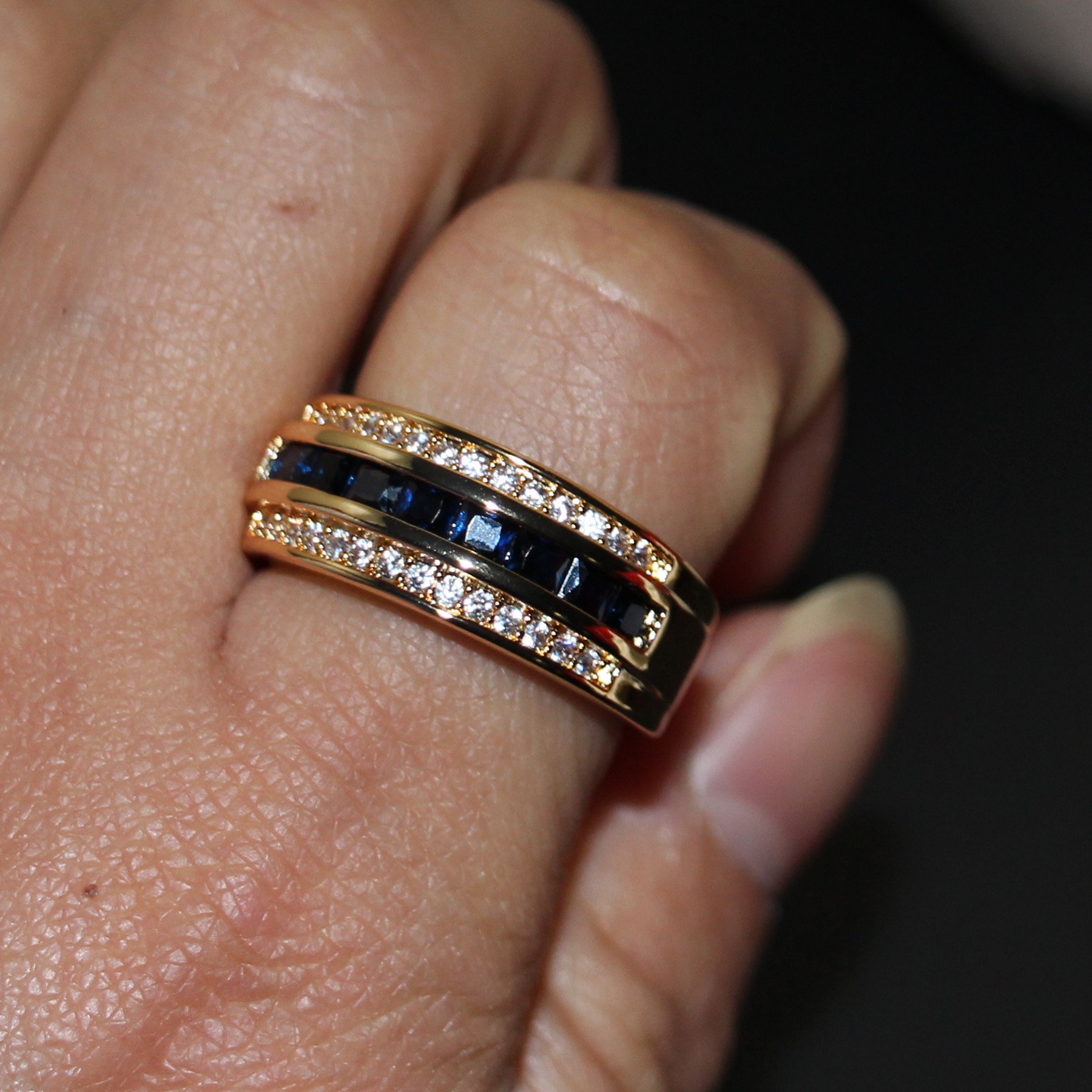 New Arrival Fashion Jewelry Handmade 10KT Yellow Gold Filled Princess Cut Blue Sapphire Party CZ Diamond Men Wedding Band Finger Ring