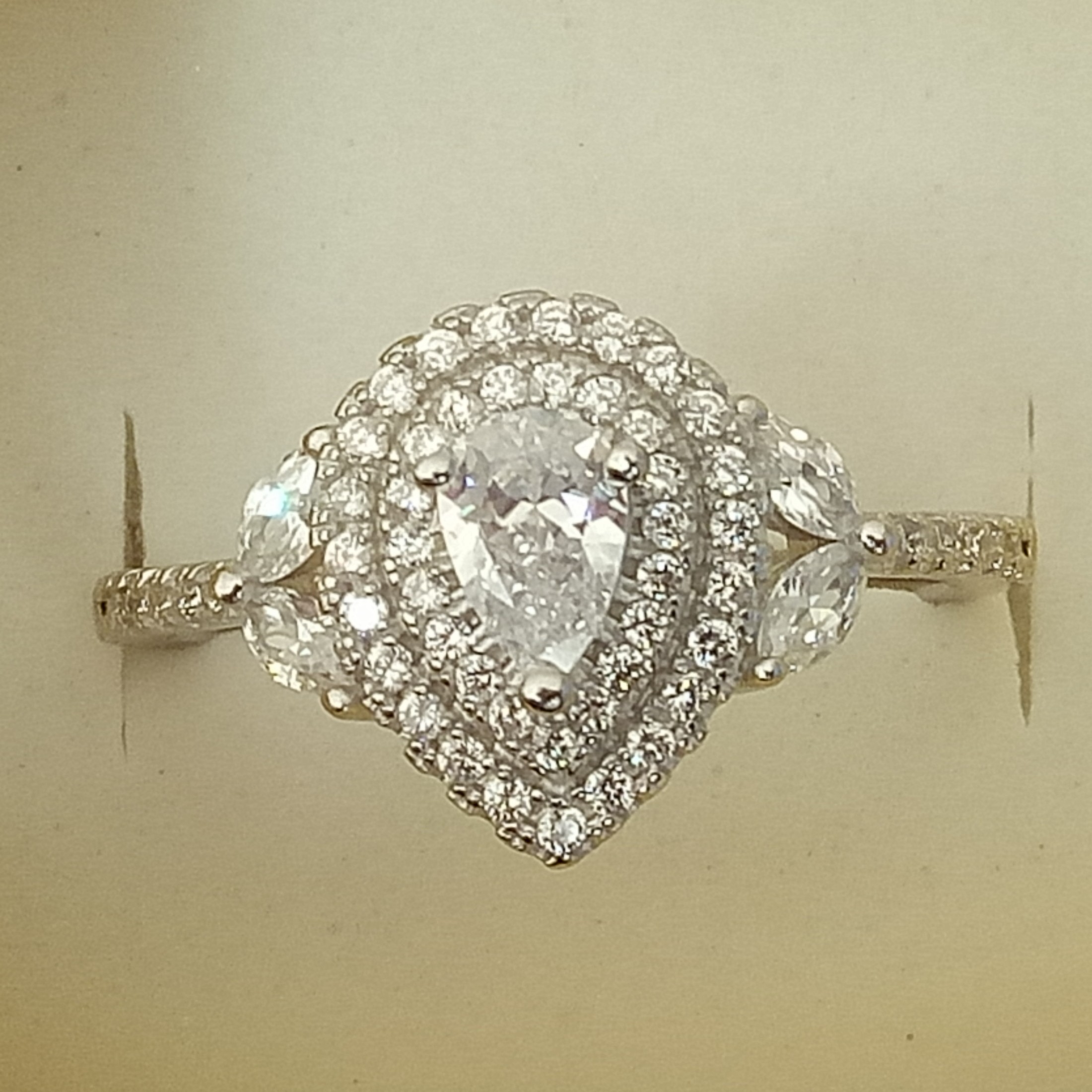 Sterg Sier White Topaz Wedding Band for Her, Never Fade Drop Water Design