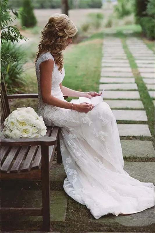Full Lace Mermaid Wedding Dresses 2020 with Appliques Cap Sleeves Open Back Court Train Wedding Bridal Gowns, White
Full Lace Mermaid Wedding Dresses 2020 with Appliques Cap Sleeves Open Back Court Train Wedding Bridal Gowns, White