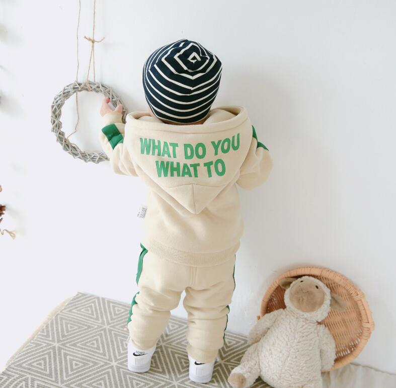 2018 baby boys and girls hooded letter jacket striped casual pants suit children's suit, White
2018 baby boys and girls hooded letter jacket striped casual pants suit children's suit, White