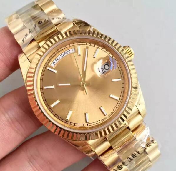 Classic Hot Luxury Men's Sports Watch 18K Gold 40MM Roman Dial DAYDATE 2813 High Quality Automatic Movement Sapphire Original Clasp Watches
Classic Hot Luxury Men's Sports Watch 18K Gold 40MM Roman Dial DAYDATE 2813 High Quality Automatic Movement Sapphire Original Clasp Watches