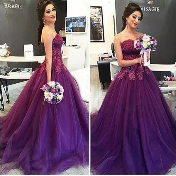 Fall 2018 Vintage Purple Wedding Dresses Sweetheart Neckline A Line Sweep Train Grape Lace and Tulle Bridal Gowns Custom Made