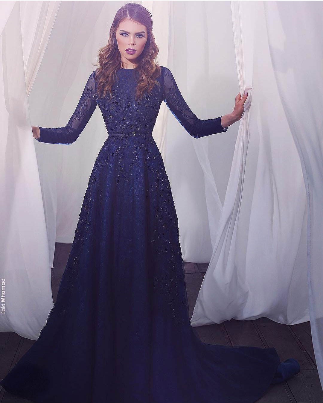 New Arrival Long Sleeves Evening Dresses Navy Blue Jewel Neck Full Lace Floral Appliques Beaded Prom Dress Party Gowns Formal Wear