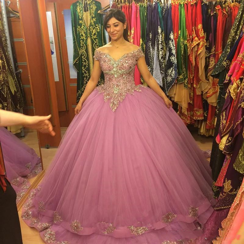 2021 Ball Gown Quinceanera Dresses Off Shoulder Sweetheart Neck Sequins Beads Shinning Sweet 16 Dress For Teens Tulle Layers Pageant Gowns