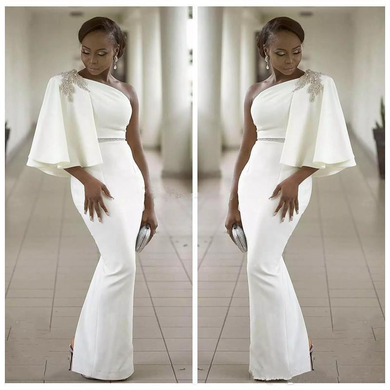 White one-shoulder evening dress crystal beaded ladies formal wear corset prom Africa Saudi Arabia, Same as picture
White one-shoulder evening dress crystal beaded ladies formal wear corset prom Africa Saudi Arabia, Same as picture
