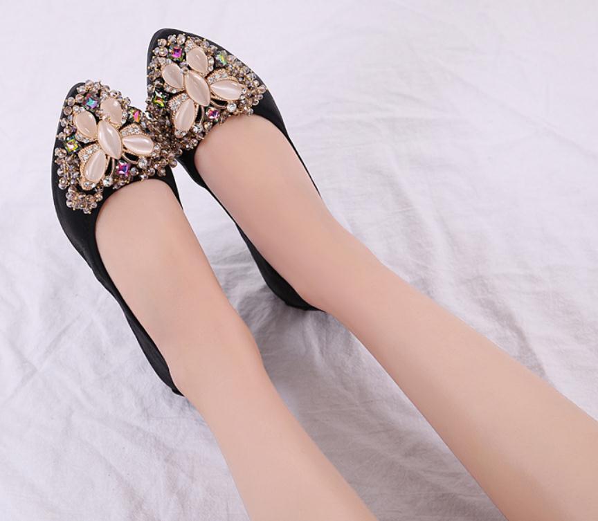 Free send 2018 new style pointed end Shallow mouth apis florea water drill Women's Shoes, Black
Free send 2018 new style pointed end Shallow mouth apis florea water drill Women's Shoes, Black