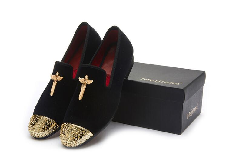 New style Luxury fashion men party and wedding handmade loafers men velvet shoes with gold buckle men dress shoe men's flats H71, Black
New style Luxury fashion men party and wedding handmade loafers men velvet shoes with gold buckle men dress shoe men's flats H71, Black