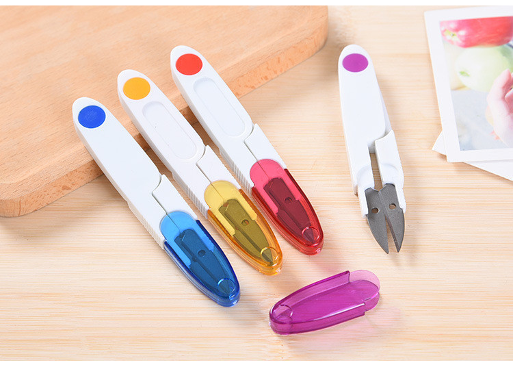 Shape Clippers Sewing Trimming Scissors Nippers Transparent Cover Mini Cross-stitch Embroidery Clipper Cutter dropshipping
Shape Clippers Sewing Trimming Scissors Nippers Transparent Cover Mini Cross-stitch Embroidery Clipper Cutter dropshipping