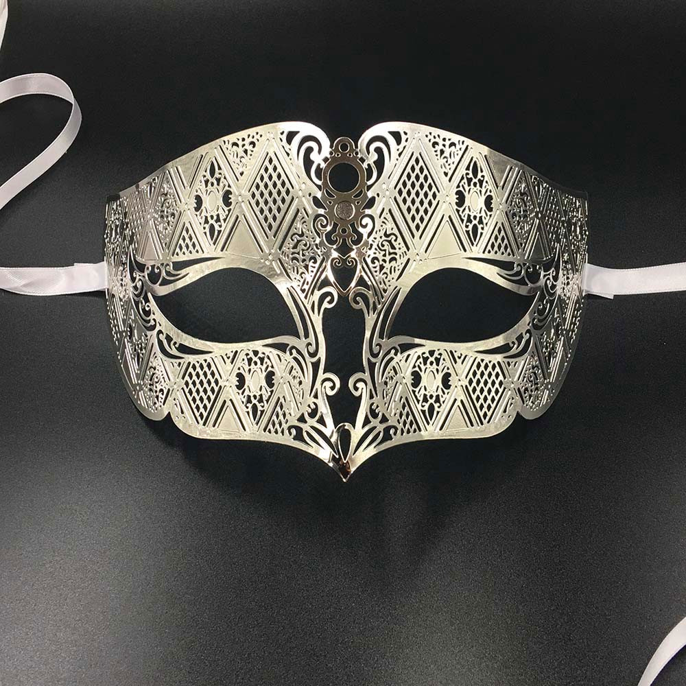 GNHYLL Lover Woman Men's Mask Silver Metal Couple Venetian Masquerade Masks Gold Ball Wedding Mardi Gras Party Eye Masks Set