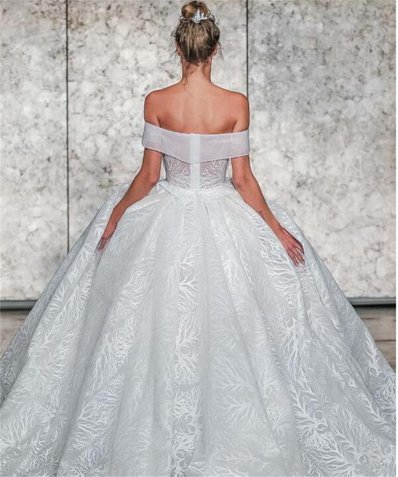 Ziad Nakad A Line Lace Wedding Dresses Off Shoulder Ball Gowns Floor Length Illusion Bridal Dress Wedding Gowns Plus Size