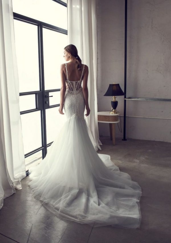 Gorgeous Boho Wedding Dresses Spaghetti Lace Appliqued Bead Sweep Train Country Wedding Gowns Backless Plus Size Bridal Dress vestido de nov