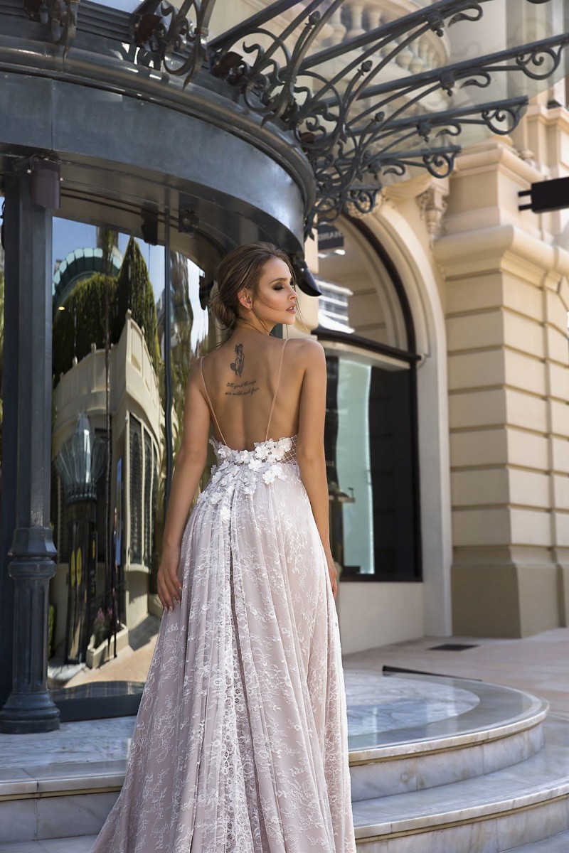 Tina Valerdi 2019 A Line Wedding Dresses Sheer Neck Lace robe de mariée beach Plus size court wedding dress Custom Made