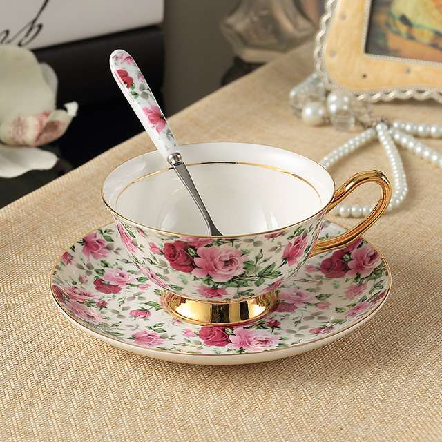 Elegant Bone Porcelain China Tea Coffee Cups And Saucer Spoon Set Ceramic British Style Afternoon Tea Cup Set Gift
