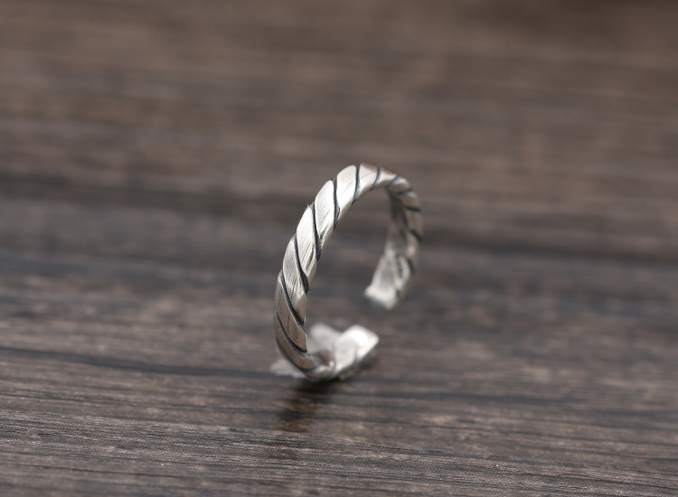 Hot sale brand new 925 sterling silver jewelry vintage twisted shape adjustable simple ring gift for women free shipping