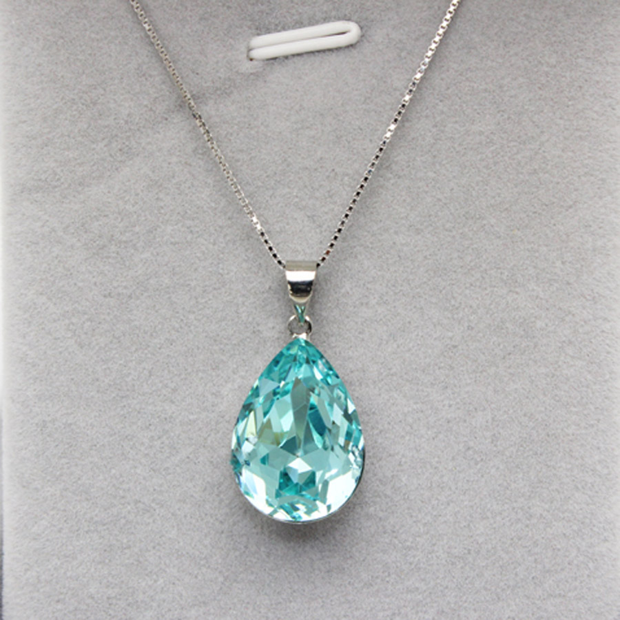new necklace designs jewelry gift made with Swarovski elements crystal fashion water drop shape pendants with 925 sterling sliver box chain
new necklace designs jewelry gift made with Swarovski elements crystal fashion water drop shape pendants with 925 sterling sliver box chain
