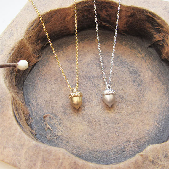 10pcs Gold/Silver Tiny Pinecone Acorn Necklace Minimal Dainty Pine Cone Necklace Squirrel Nut Necklaces for Lucky Gift
10pcs Gold/Silver Tiny Pinecone Acorn Necklace Minimal Dainty Pine Cone Necklace Squirrel Nut Necklaces for Lucky Gift
