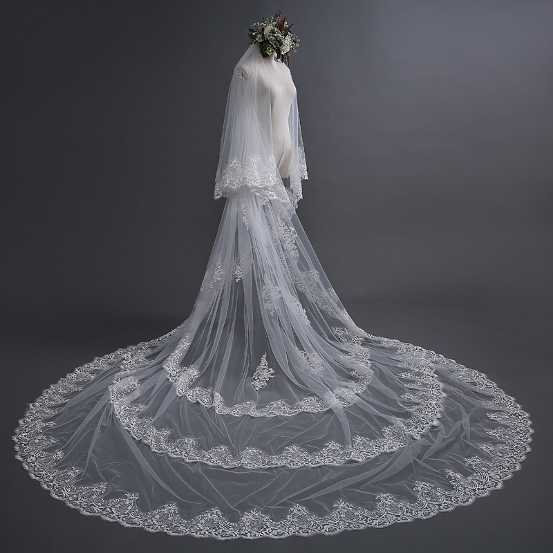 Four Layers Wedding Veils Lace Appliques 3M Long 2.5M Width Luxury Wedding Veil Custom Made Ivory White Bridal Veil Accessories