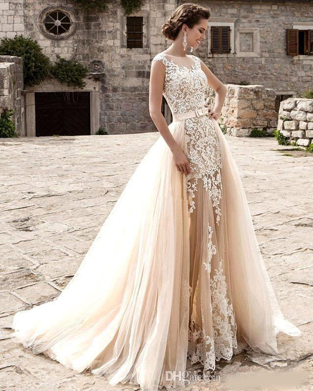 Champagne Lace A Line Wedding Dresses 2020 Sheer Tulle Applique Over skirts Bow Sash Wedding Bridal Gowns robe de mari