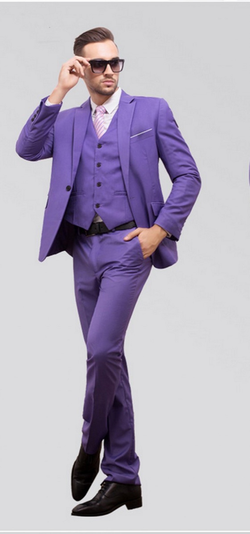 Sunshine Energetic Purple Groom Tuxedos Notch Lapel Center Vent Men's Wedding Suit Holiday Prom Blazer(Jacket+pants+tie+Vest)NO:03, Same as image
Sunshine Energetic Purple Groom Tuxedos Notch Lapel Center Vent Men's Wedding Suit Holiday Prom Blazer(Jacket+pants+tie+Vest)NO:03, Same as image