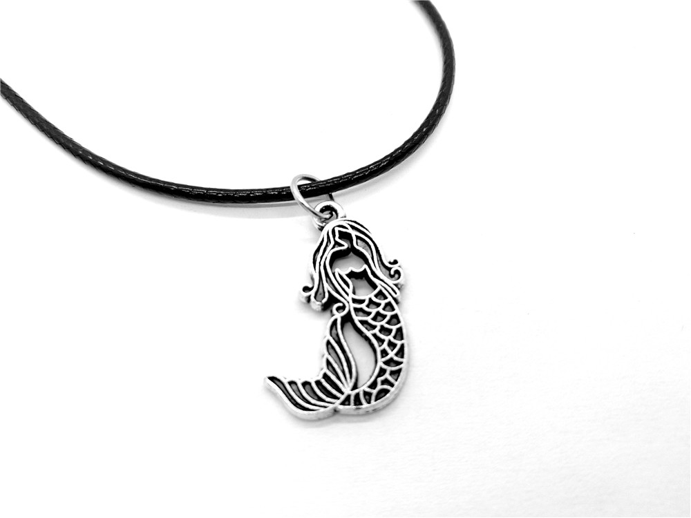 hollow Fairy Tale Little Mermaid Necklace Sea-maid Fish Tail Silhouettes Rope Leather Necklaces for Kids Ariel Beach Ocean jewelry