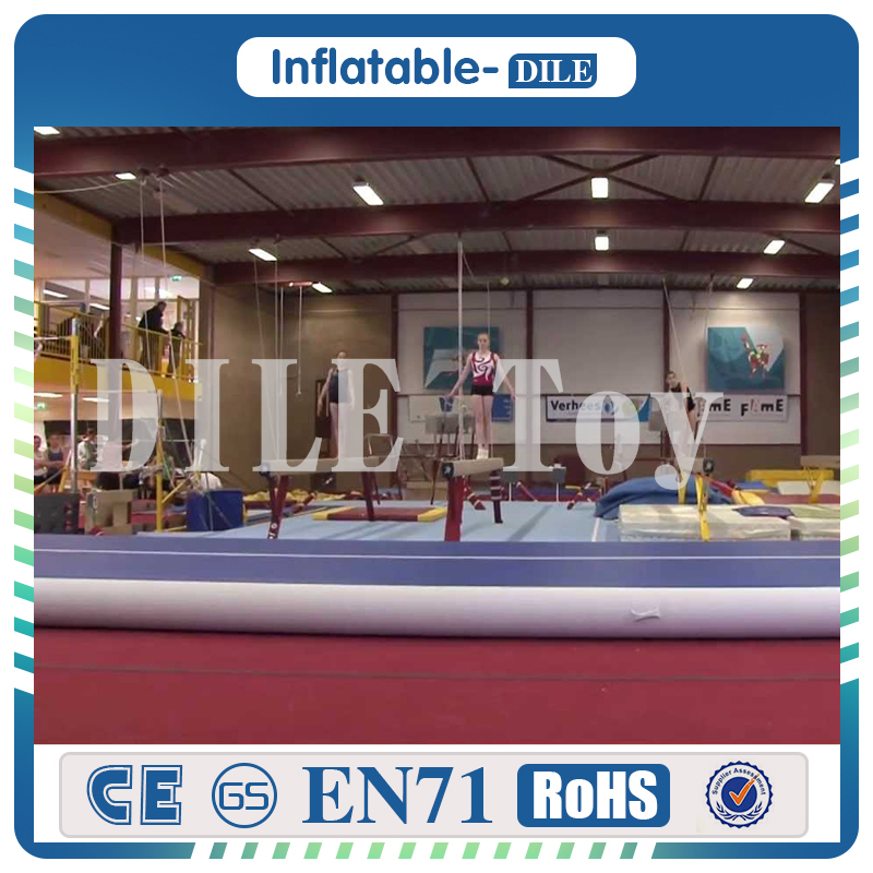 400x100x20cm Inflatable Air Track Air Floor Tumbling Track Gymnastics Cheerleading Mat Trick Pad For Home Use
400x100x20cm Inflatable Air Track Air Floor Tumbling Track Gymnastics Cheerleading Mat Trick Pad For Home Use