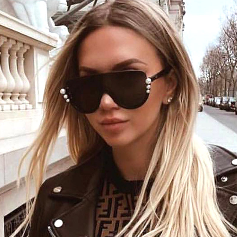 Fashion Flat Top Sunglasses Women Brand Designer 2018 Luxury Oversized Cat Eye Sun Glasses Pearl Eyewear Mirror Shades Oculos, White;black
Fashion Flat Top Sunglasses Women Brand Designer 2018 Luxury Oversized Cat Eye Sun Glasses Pearl Eyewear Mirror Shades Oculos, White;black