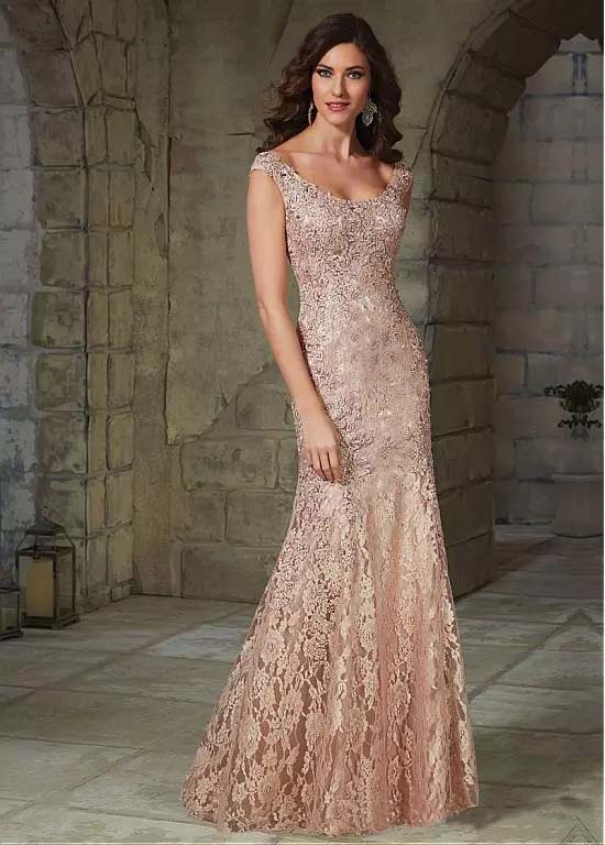 Lace Mermaid Mother of the Bride Dresses 2019 with Appiques Beaded Scoop Neck Sweep Train Evening Gowns
Lace Mermaid Mother of the Bride Dresses 2019 with Appiques Beaded Scoop Neck Sweep Train Evening Gowns