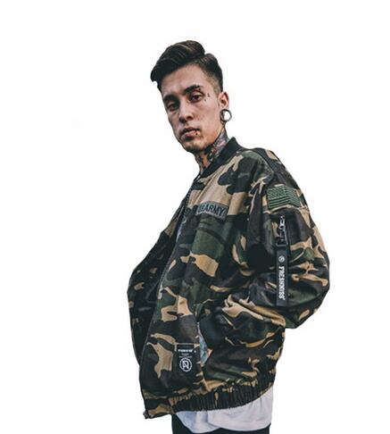 Japanese Men' Clothing Autumn Camouflage Military Style badge embroidered MA1 bomber jacket male baseball coat veste homme
Japanese Men' Clothing Autumn Camouflage Military Style badge embroidered MA1 bomber jacket male baseball coat veste homme