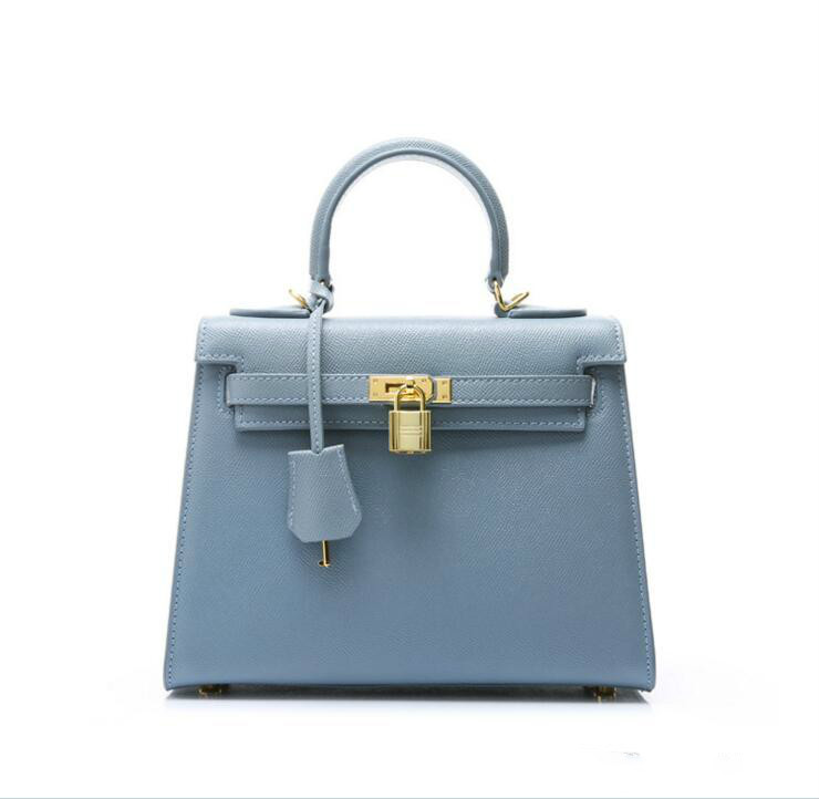 free shipping 2017 new Luxury Handbags Women Bag Designer Genuine Leather Handbag Bolsa Feminina Sac a Main Femme De Marque New Tote Tassen, Blue
free shipping 2017 new Luxury Handbags Women Bag Designer Genuine Leather Handbag Bolsa Feminina Sac a Main Femme De Marque New Tote Tassen, Blue