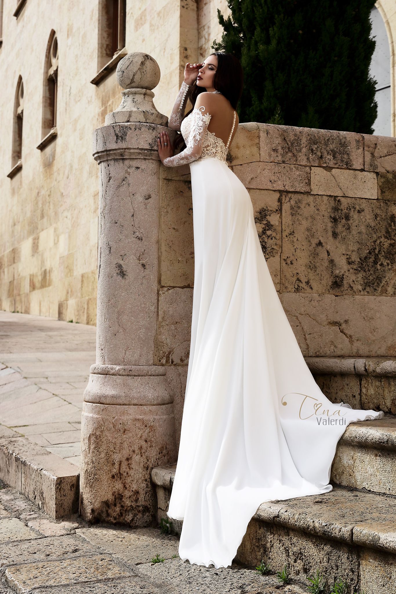 2019 Mermaid Wedding Dresses High Neck Lace Appliques Illusion Long Sleeve Beach Wedding Dress Floor Length Plus Size Boho Bridal Gowns