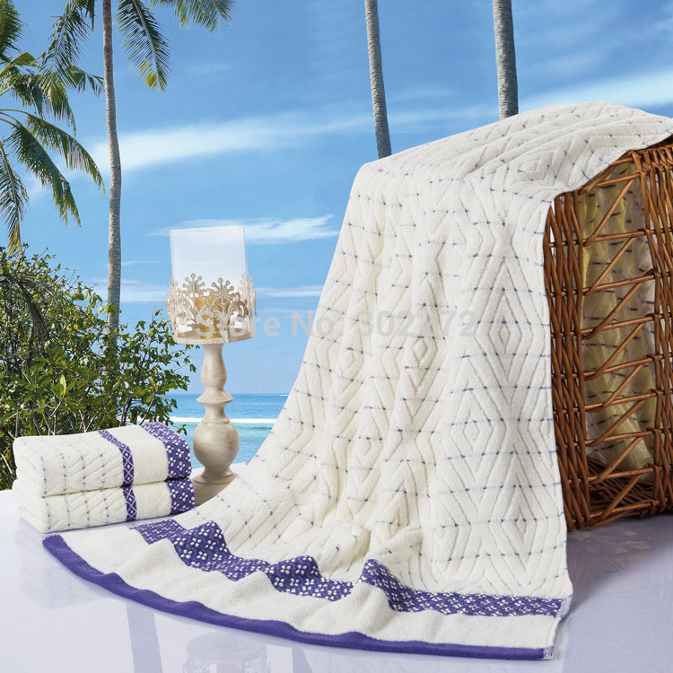 High quality~New style 100% cotton 3 Piece Bath Towel Set , Bath Towel 1pcs, Face 2pcs ,550g, Blue
High quality~New style 100% cotton 3 Piece Bath Towel Set , Bath Towel 1pcs, Face 2pcs ,550g, Blue