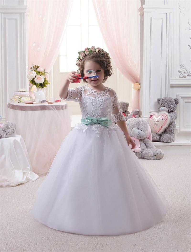 2019 Vintage Flower Girl Dresses for Bohemia Wedding Cheap Floor Length Princess A-Line Halter Ivory Lace Tulle First Communion Dresses, Royal blue
2019 Vintage Flower Girl Dresses for Bohemia Wedding Cheap Floor Length Princess A-Line Halter Ivory Lace Tulle First Communion Dresses, Royal blue